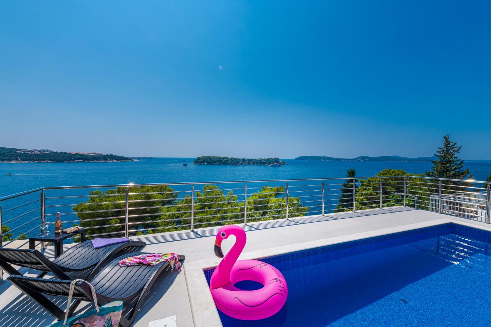 Apartment Pool Deck Comfort